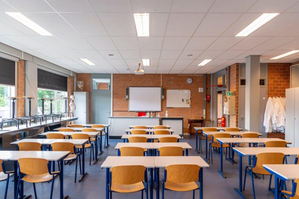 dl.beatsnoop.com-3000-NJgIDr8Y7M